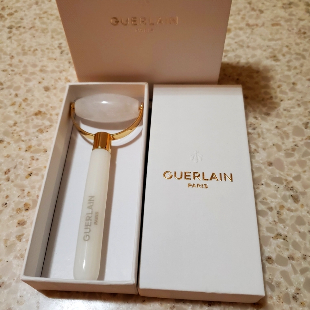 Guerlain Paris Facial Roller